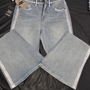 Chic Light Blue Wide Leg Jeans